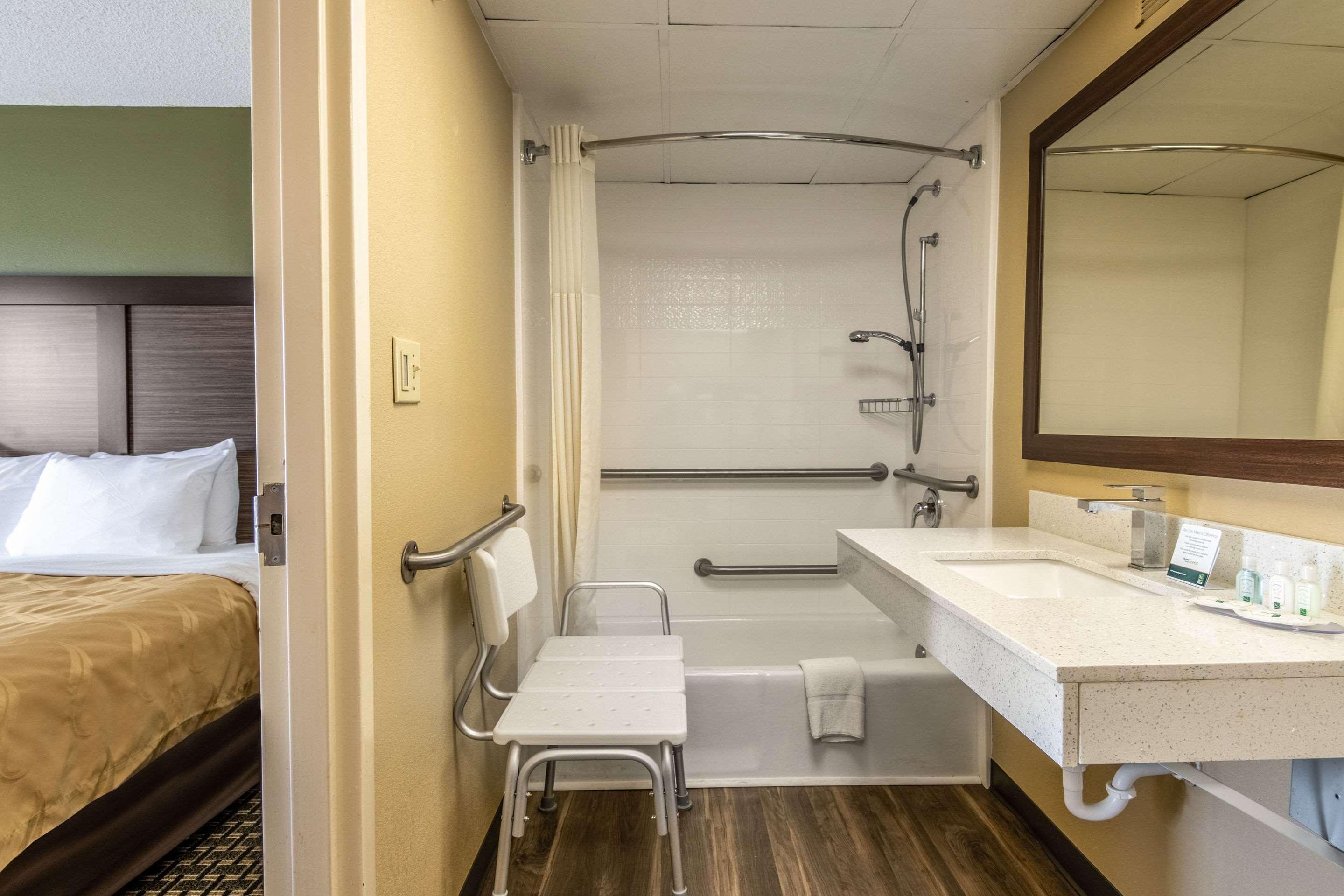 Quality Inn Perry - National Fairgrounds Area Exterior foto